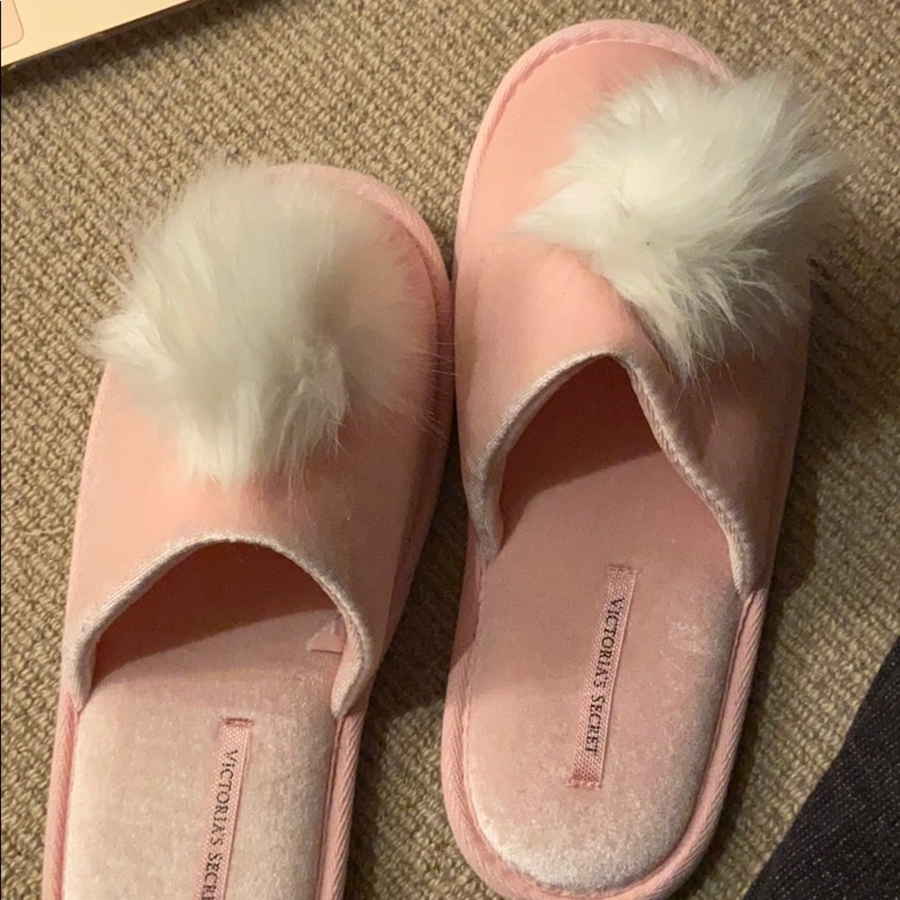 Victoria secret slipper